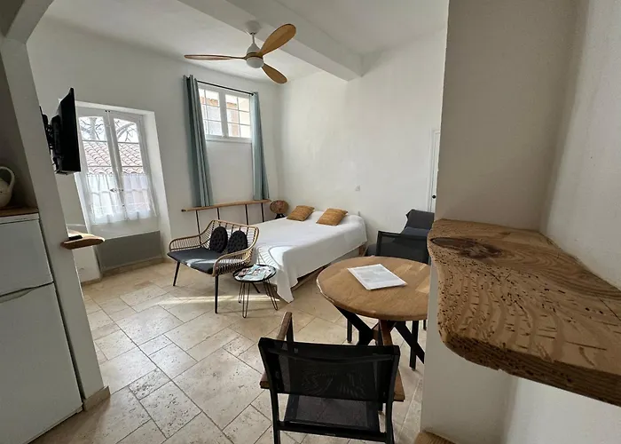 Studio 3 Pers Coeur De Village Bormes Les Mimosas