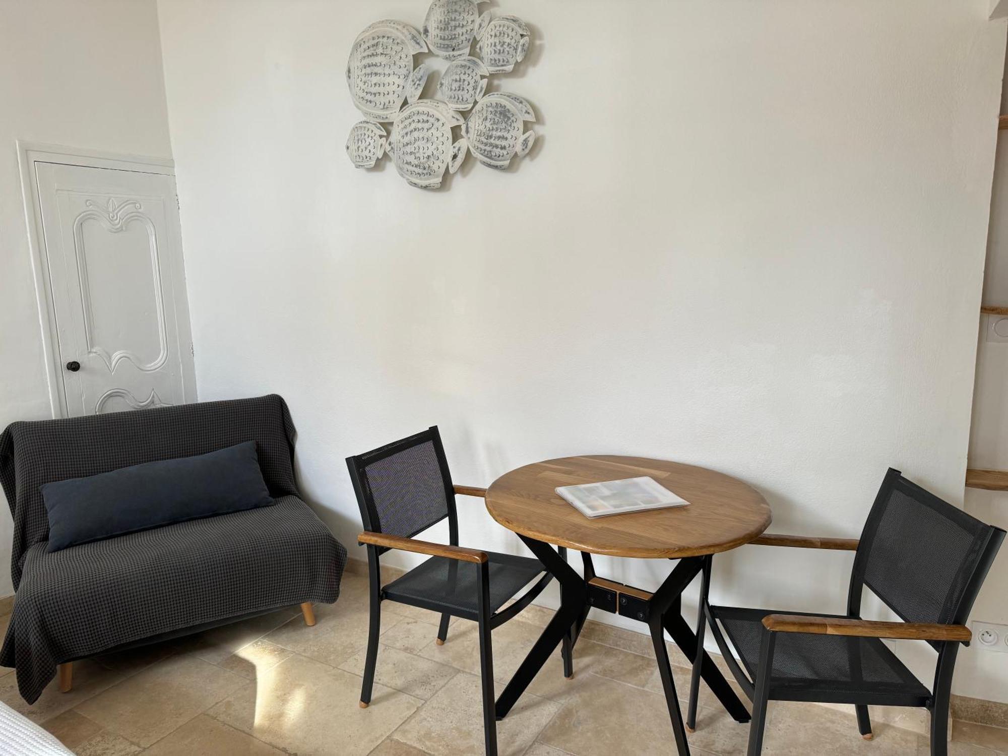 3 Pers Coeur De Village Les Mimosas Apartment